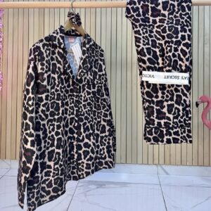 Kadın Leopar Desenli Pijama Takımı